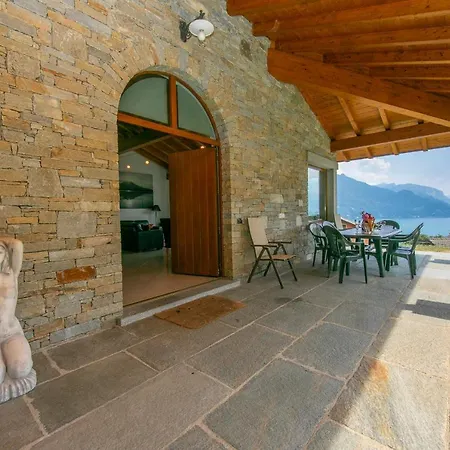 Sleeps 9 Pool Villa *